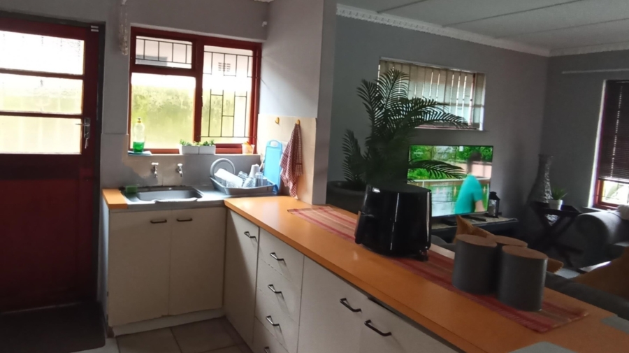 2 Bedroom Property for Sale in Vredenburg Western Cape